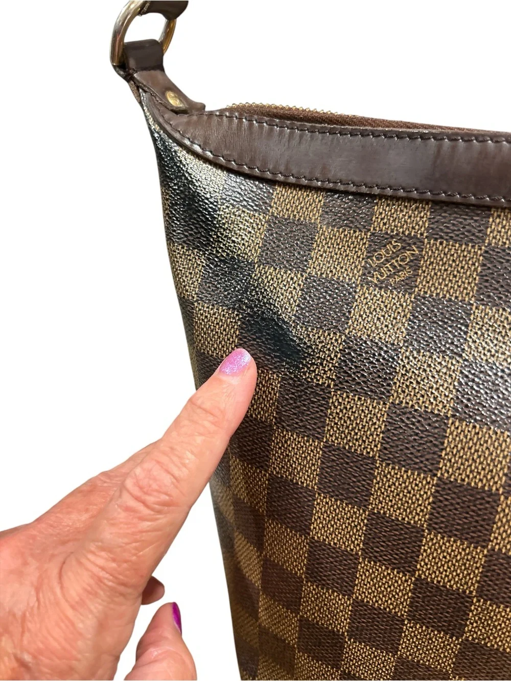 Louis Vuitton Illovo MM Shoulder Bag